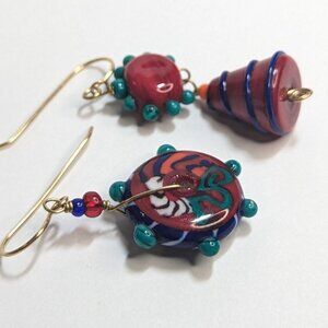 Vintage Art Glass Asymmetrical Dangle Earrings Red Green Blue Spiral Wire Disc